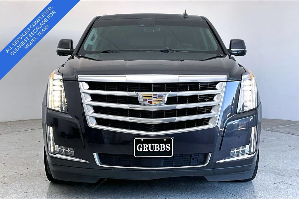 Used 2017 Cadillac Escalade Premium Luxury AWD/4WD image 3