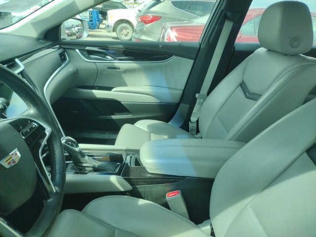 Used 2016 Cadillac XTS Luxury image 14