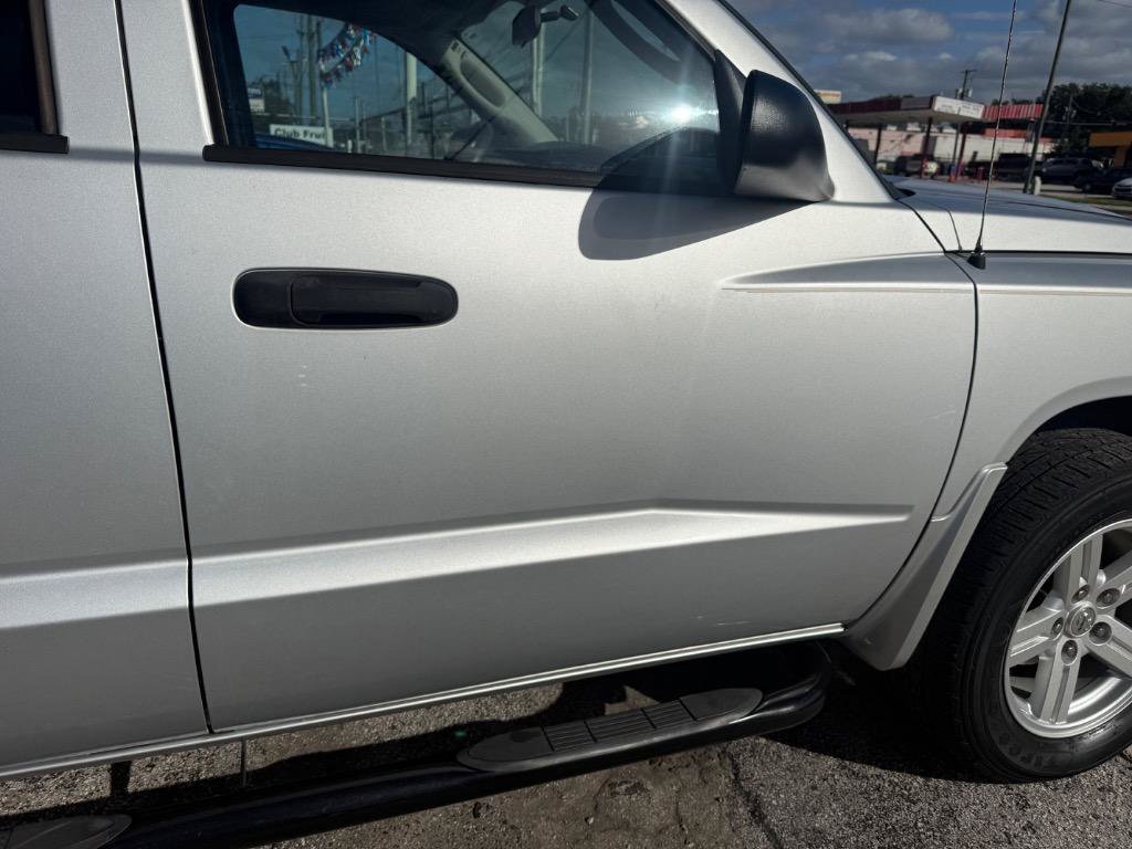 Used 2011 Dodge Dakota Big Horn w/ Convenience Group RWD image 4