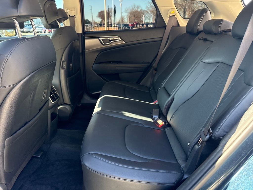 Used 2023 Kia Sportage EX w/ EX Premium Package image 26