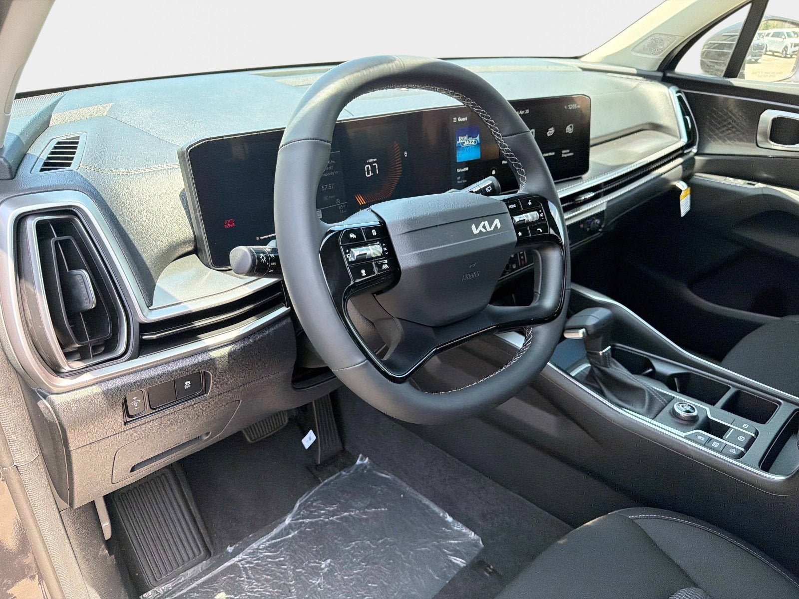 New 2026 Kia Sorento LX FWD image 18