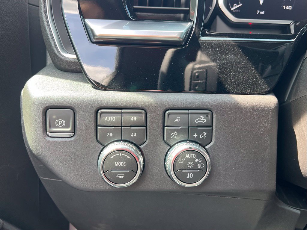 New 2026 GMC Sierra 1500 Elevation w/ Elevation Premium Package AWD/4WD image 18