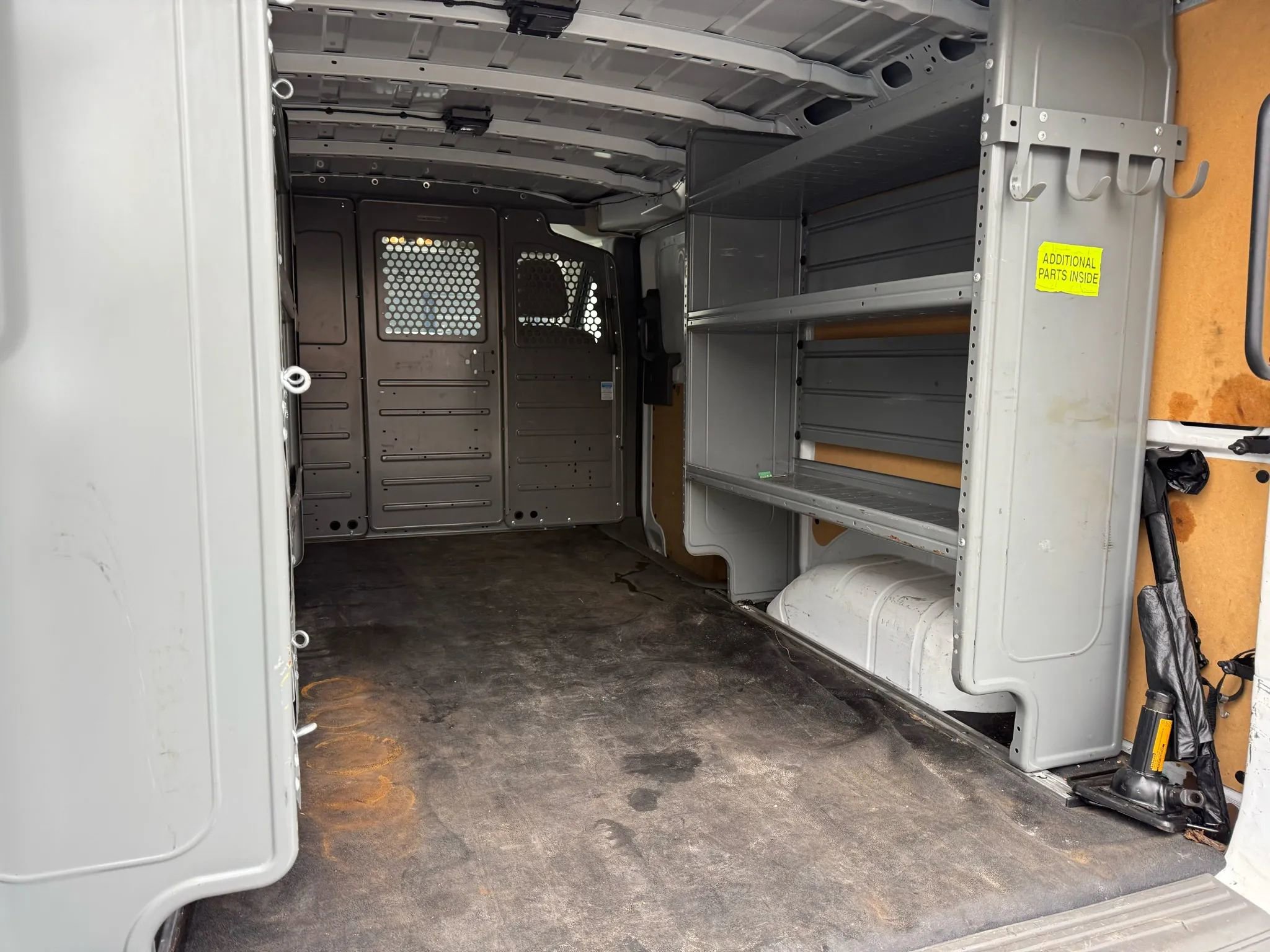 Used 2018 Nissan NV 2500 SV image 14