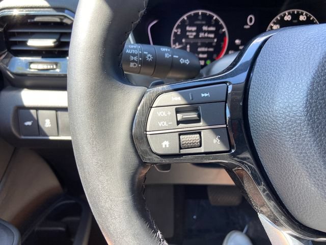 Used 2023 Honda Pilot EX-L image 16