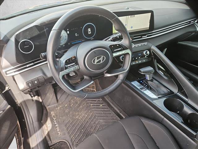 Used 2024 Hyundai Elantra SEL w/ Convenience Package FWD image 12