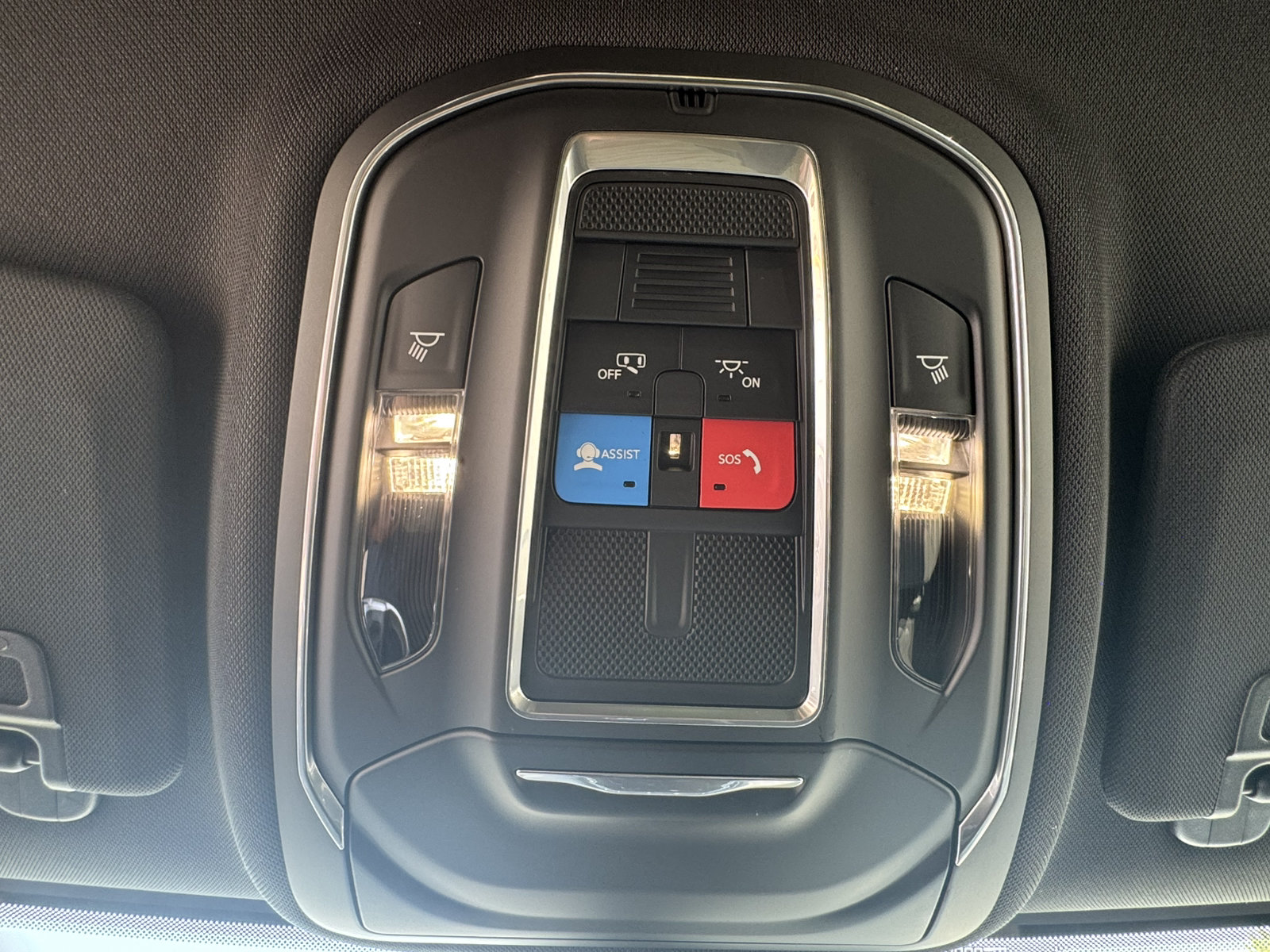 New 2026 Jeep Grand Cherokee L Laredo RWD image 27
