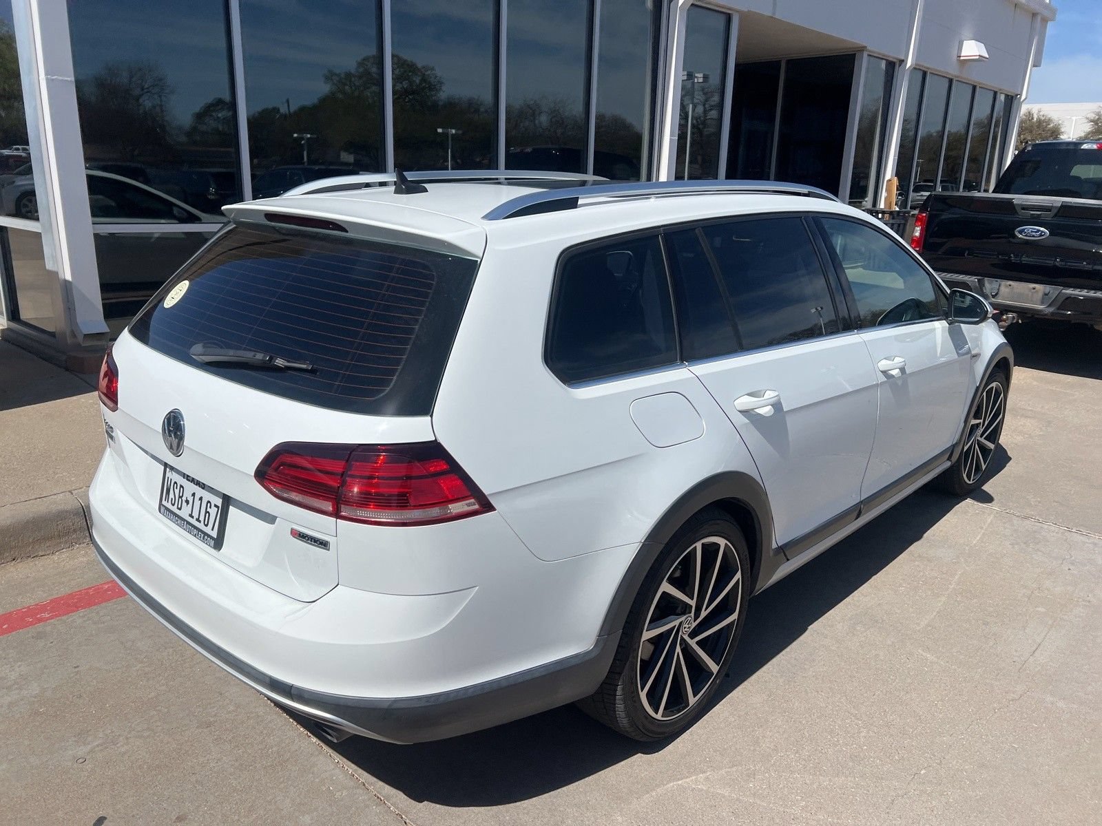 Used 2019 Volkswagen Golf Alltrack SE AWD/4WD image 5