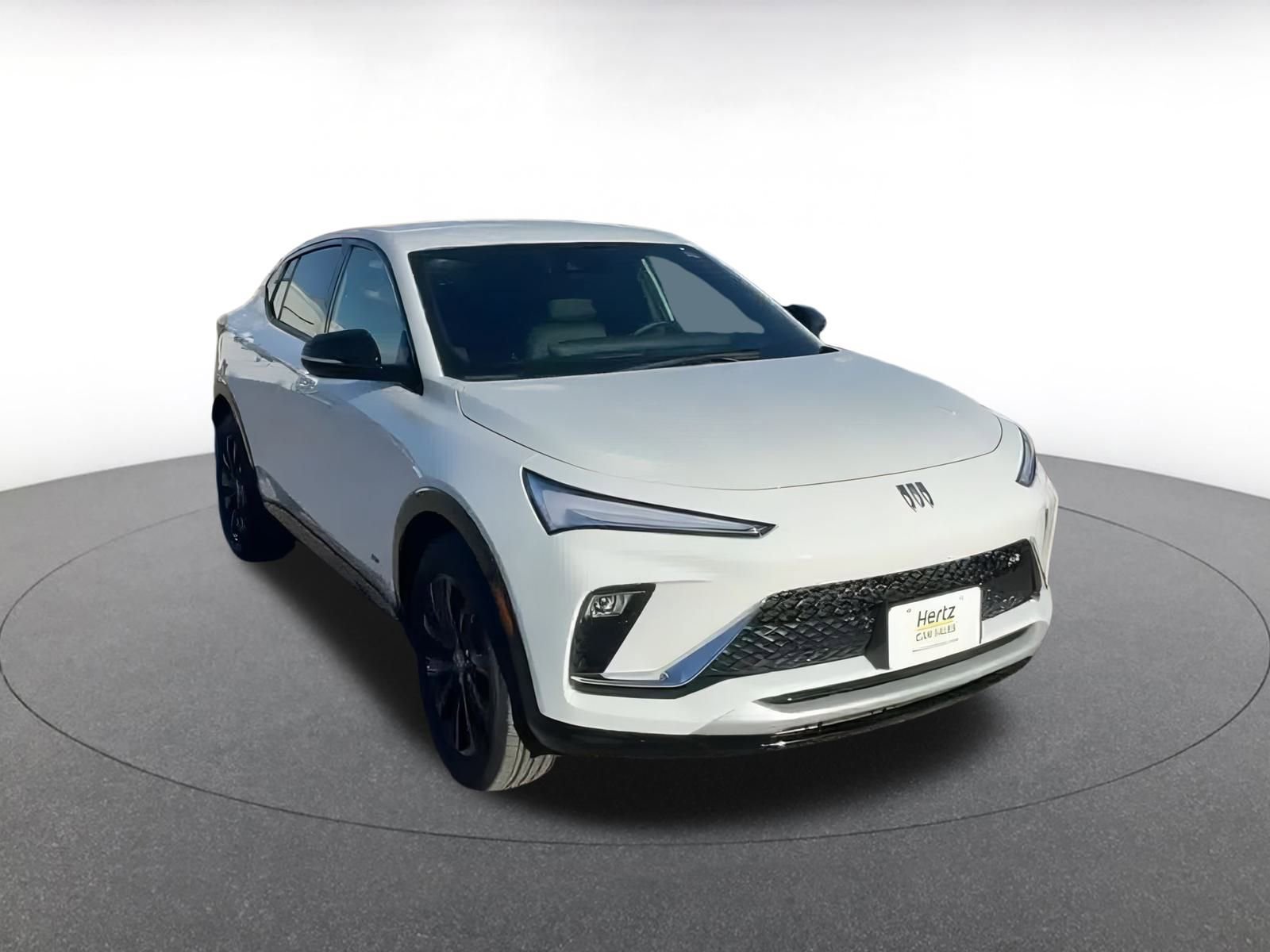 Used 2025 Buick Envista Sport Touring image 3