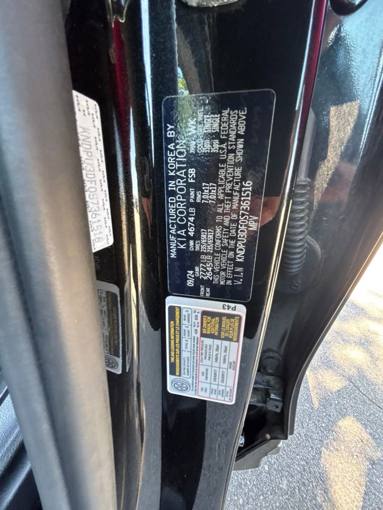 Used 2025 Kia Sportage LX FWD image 36