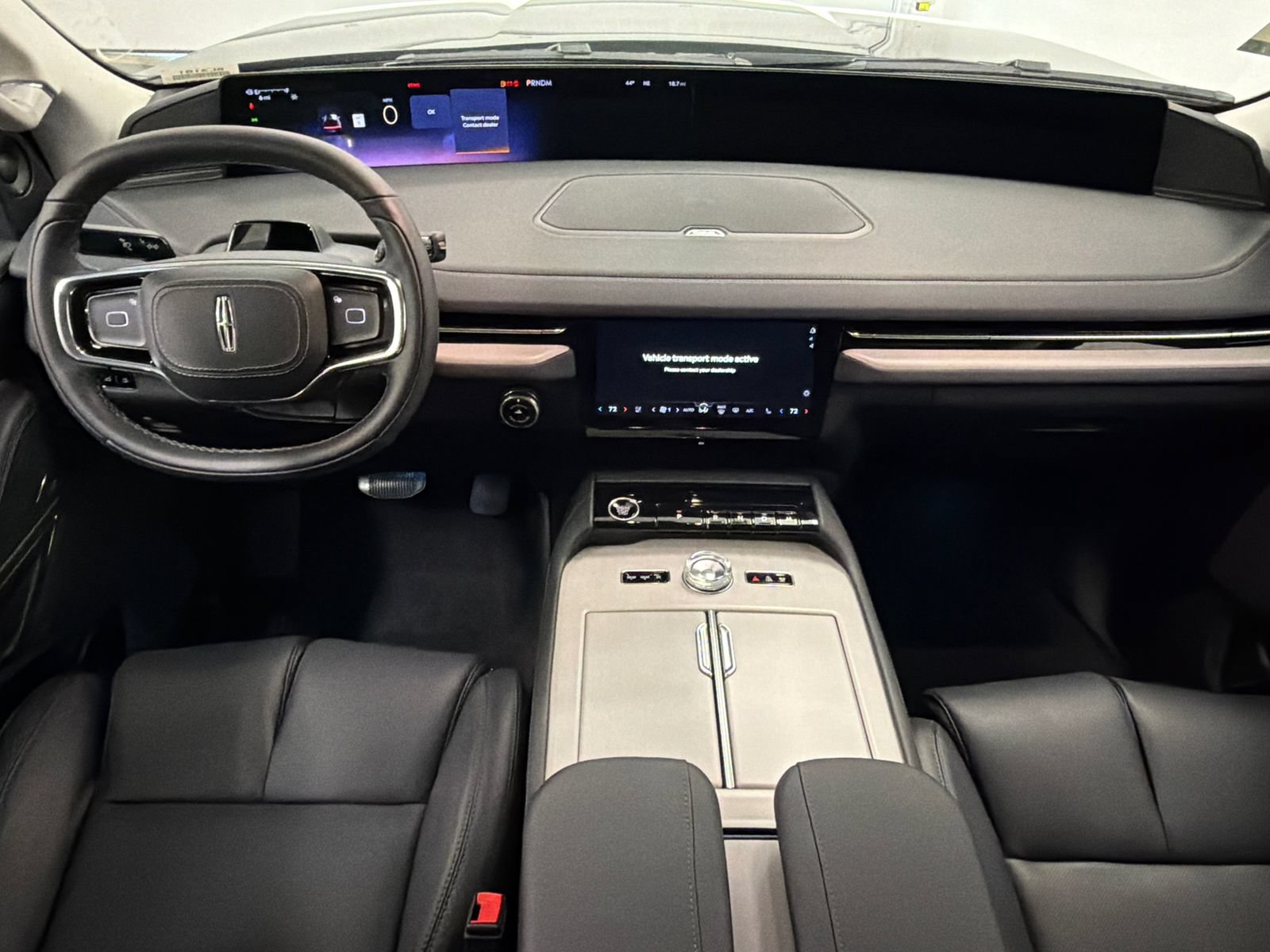 New 2026 Lincoln Navigator L Premier AWD/4WD image 22