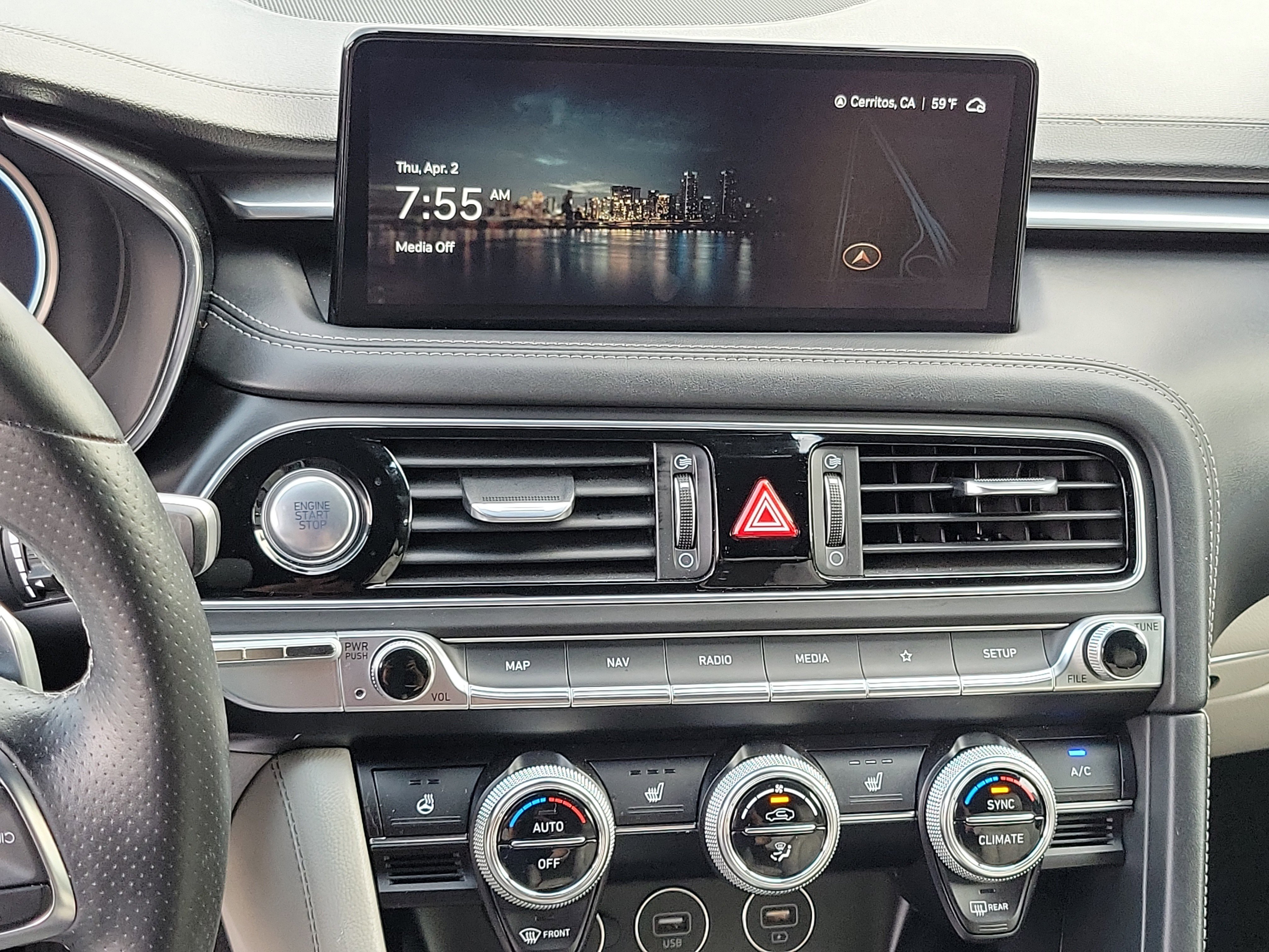 Certified 2023 Genesis G70 2.0T image 15