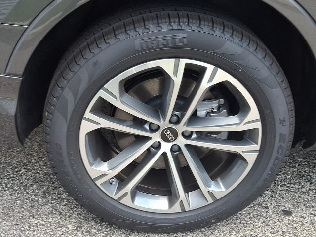 New 2026 Audi Q7 2.0T Premium AWD/4WD image 5