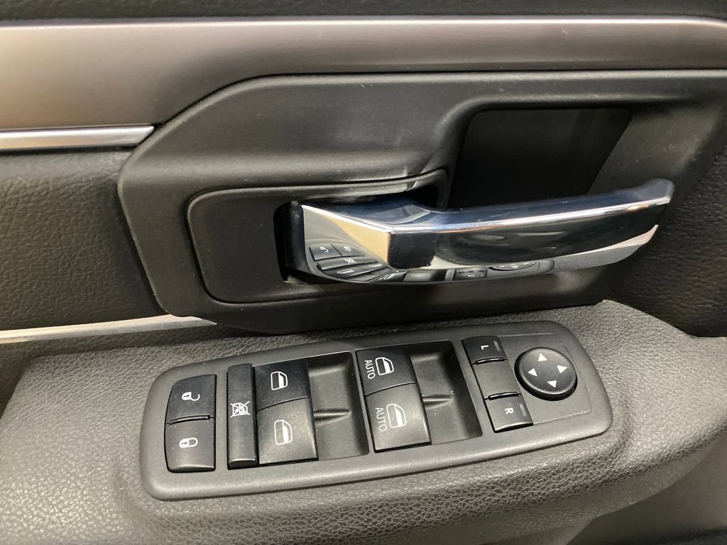 Used 2022 RAM 1500 Warlock AWD/4WD image 10