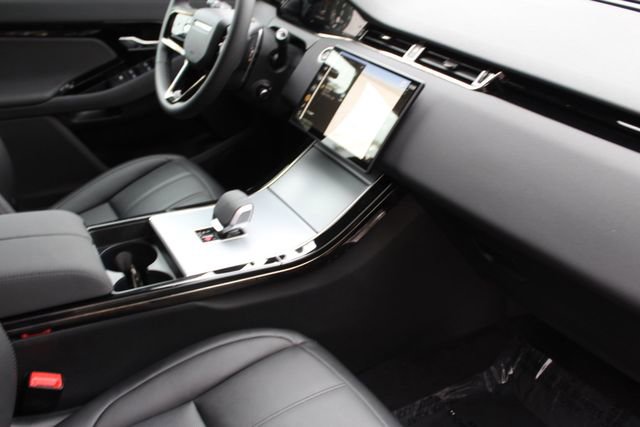 Used 2025 Land Rover Range Rover Evoque S image 27