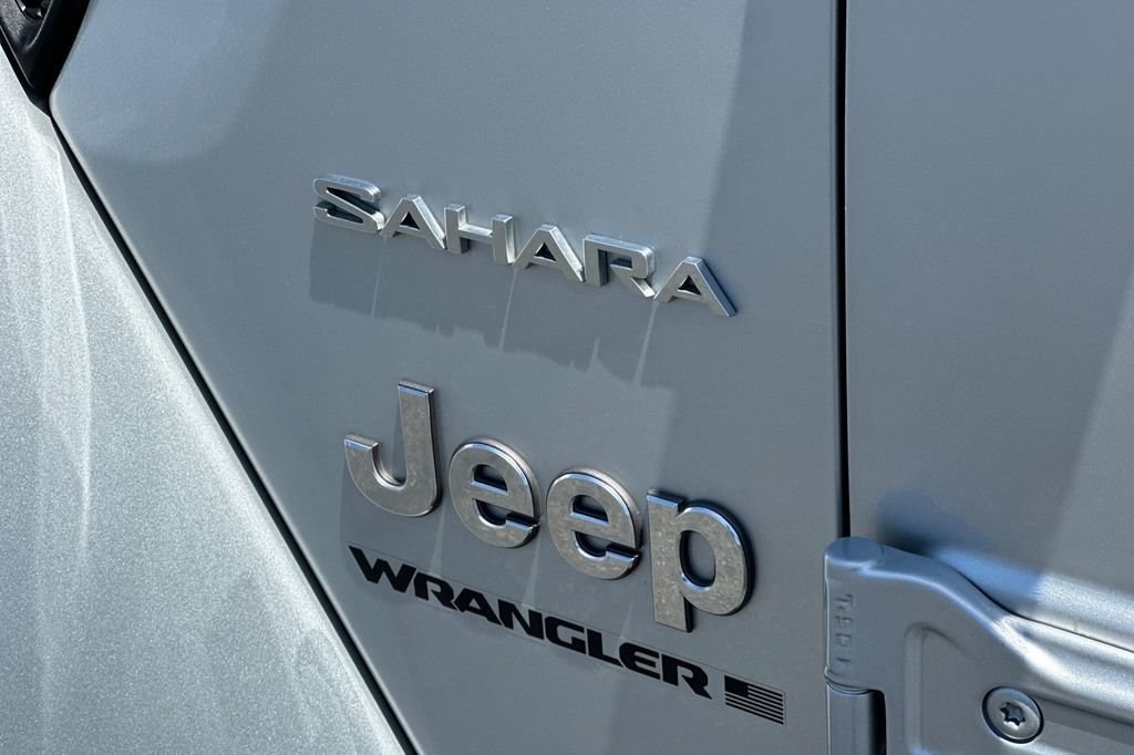 Used 2024 Jeep Wrangler Unlimited Sahara AWD/4WD image 29