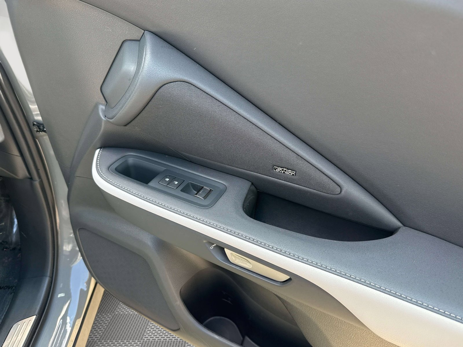 Used 2024 Lexus TX 500h AWD w/ Technology Package image 25