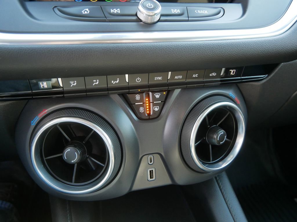 Used 2021 Chevrolet Blazer LT image 24