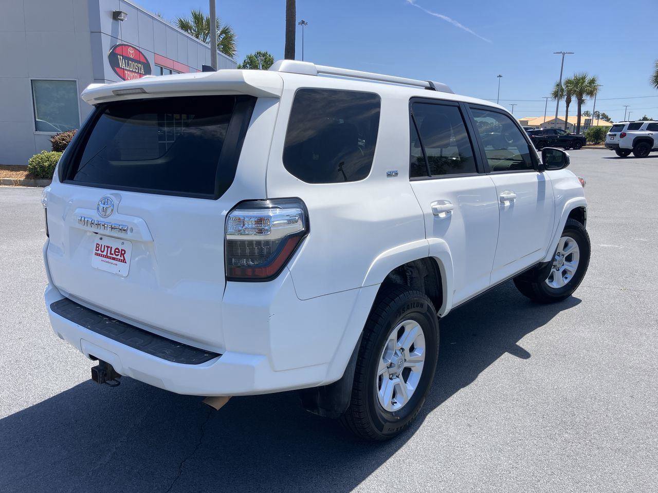 Used 2016 Toyota 4Runner SR5 RWD image 5