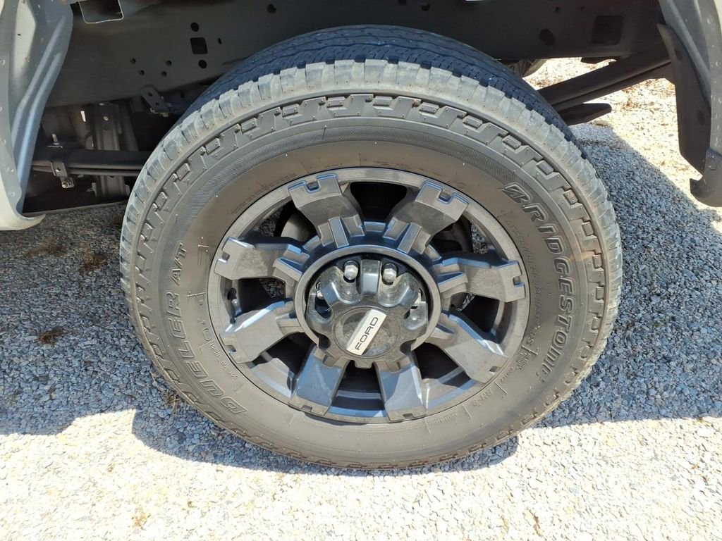 Used 2023 Ford F250 XL w/ STX Appearance Package AWD/4WD image 9