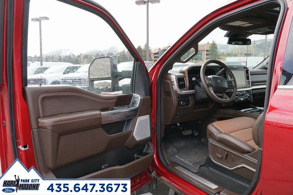 Used 2025 Ford F350 King Ranch image 14