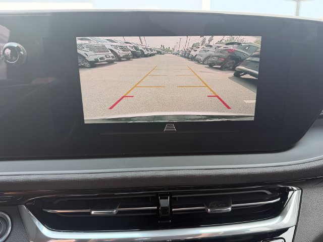 New 2026 Buick Envista Sport Touring w/ Convenience I Package FWD image 13