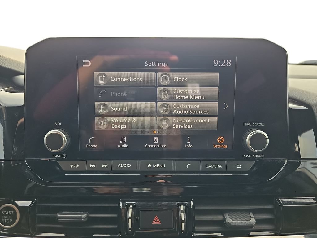 Used 2024 Nissan Pathfinder Rock Creek AWD/4WD image 22