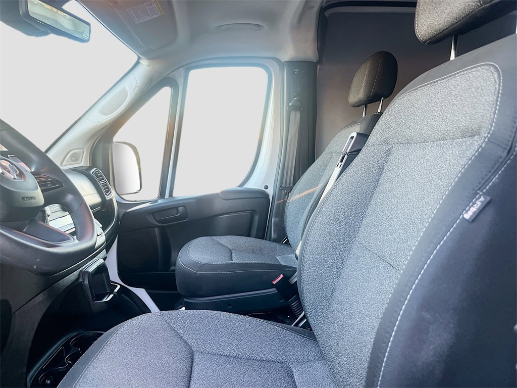 Used 2024 RAM ProMaster 2500 w/ Safety Group image 19