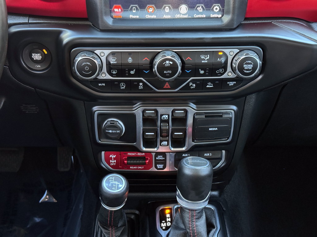 Used 2020 Jeep Gladiator Rubicon AWD/4WD image 28