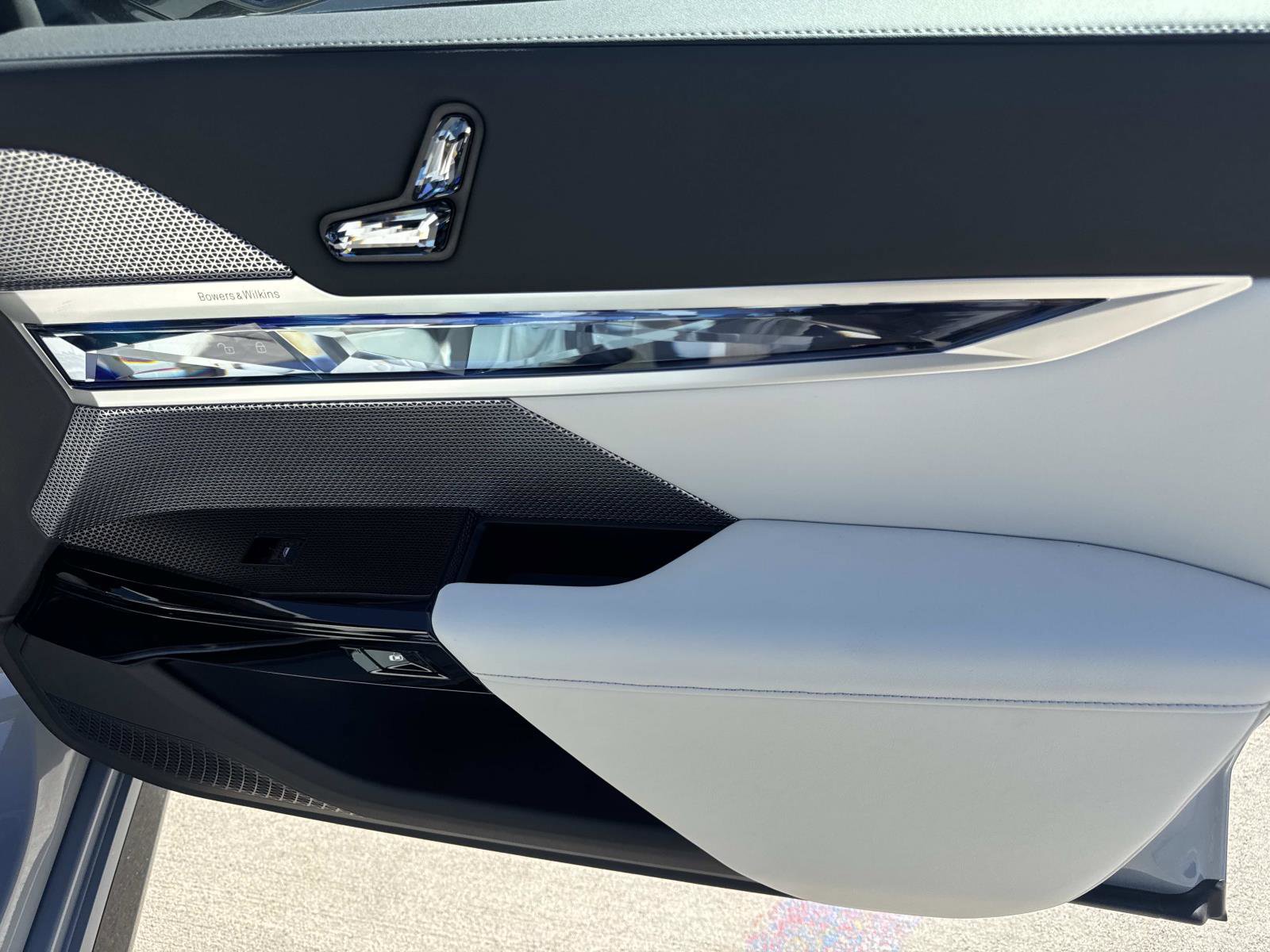 Used 2025 BMW i7 eDrive50 image 21