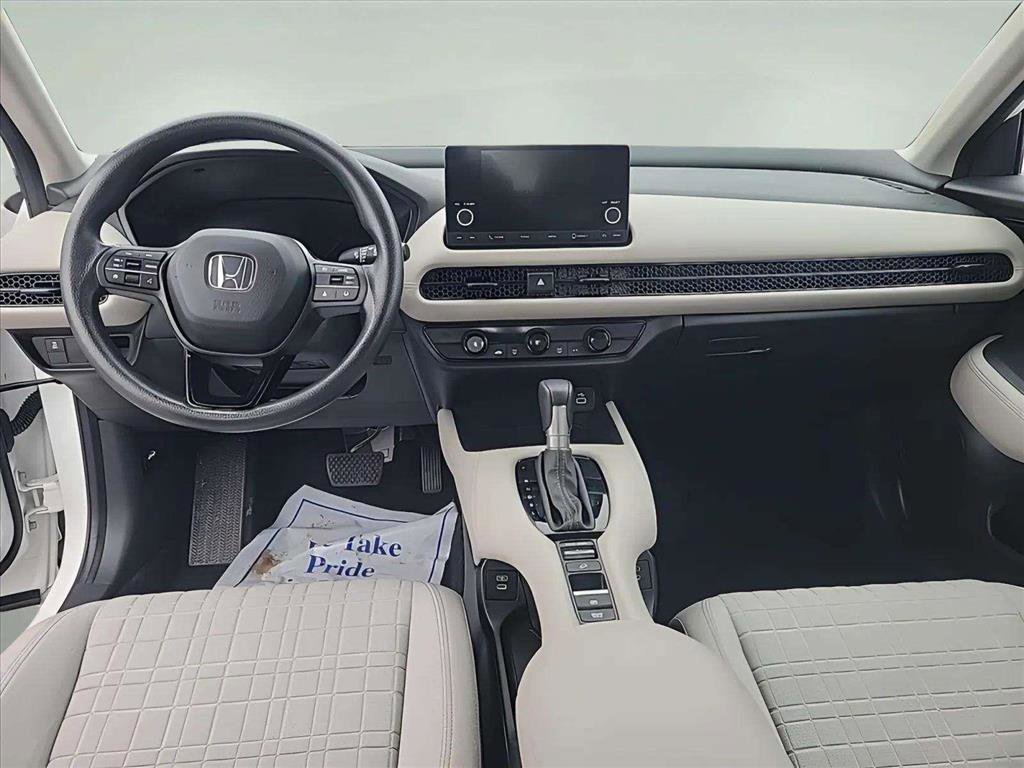 Used 2024 Honda HR-V LX image 11
