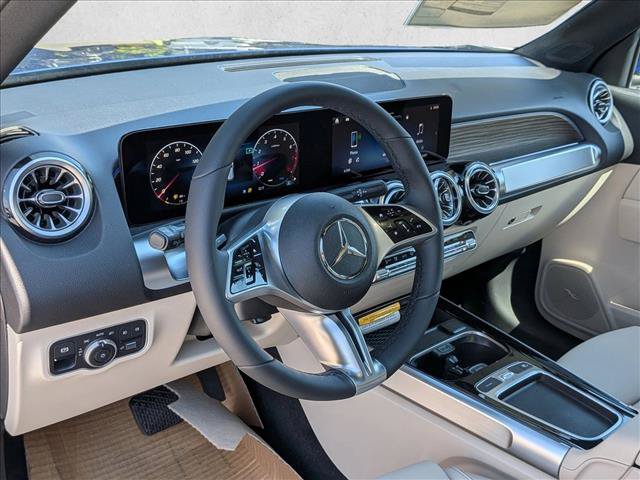 New 2026 Mercedes-Benz GLB 250 4MATIC image 3