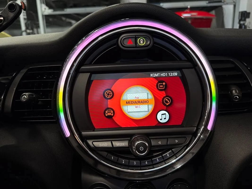 Used 2019 MINI Cooper S w/ Signature Upholstery Package FWD image 98