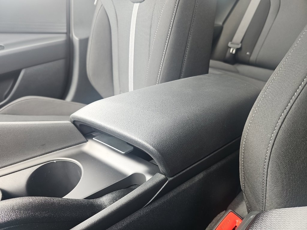 New 2026 Hyundai Elantra SE FWD image 23