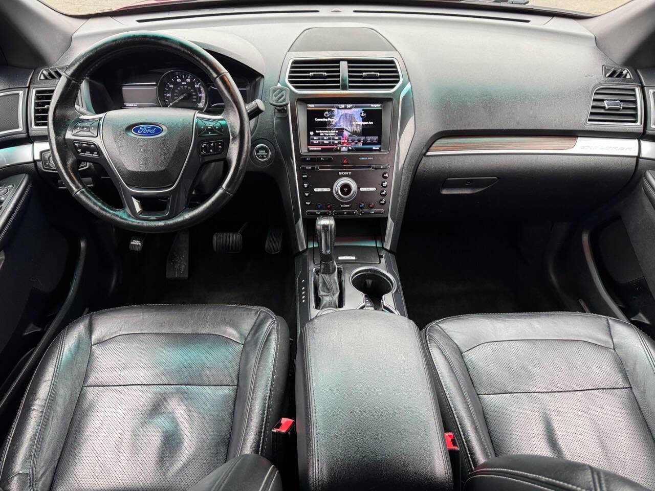 Used 2016 Ford Explorer Limited image 8