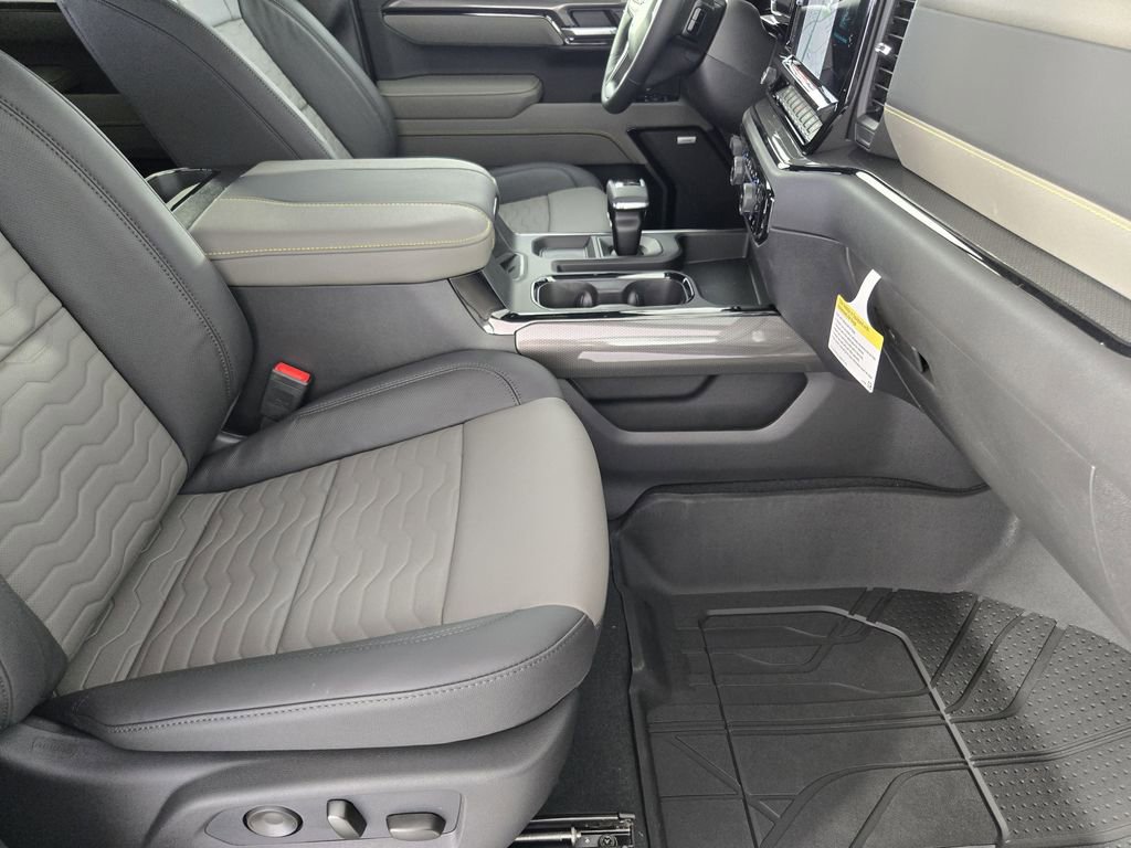 New 2026 Chevrolet Silverado 1500 ZR2 w/ Dark Appearance Package image 14