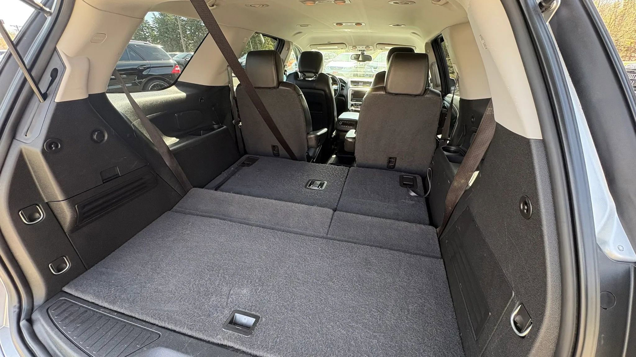 Used 2016 GMC Acadia SLT image 26