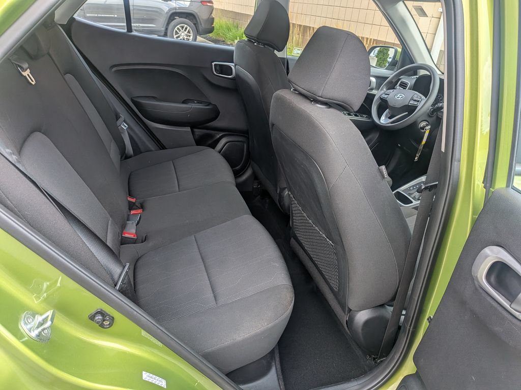 Used 2020 Hyundai Venue SE FWD image 31