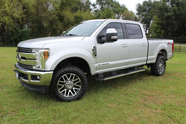 Used 2019 Ford F250 Lariat w/ Lariat Ultimate Package AWD/4WD image 2