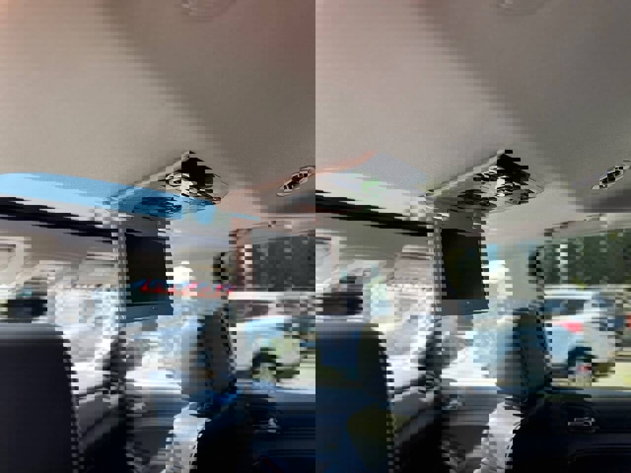 Used 2018 Chevrolet Tahoe Premier image 29