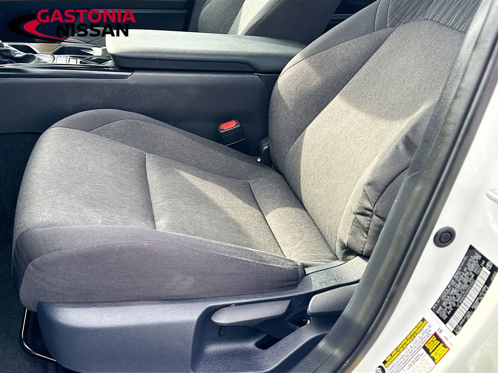 Used 2025 Toyota Camry LE image 23