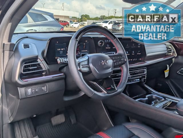 Used 2025 Chevrolet Traverse RS w/ LPO, Floor Liner Package FWD image 4