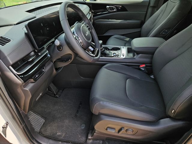New 2025 Kia Carnival SX Prestige image 10