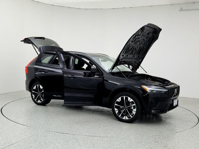 New 2026 Volvo XC60 B5 Plus w/ Protection Package Premier image 10