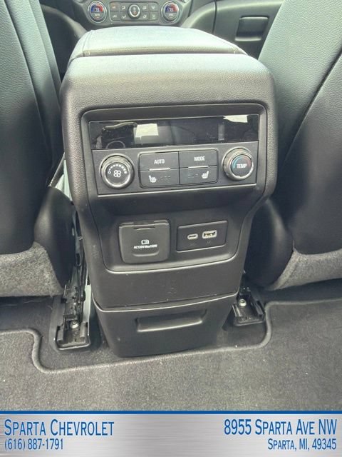 Used 2020 GMC Acadia SLT w/ Driver Alert Package II AWD/4WD image 8