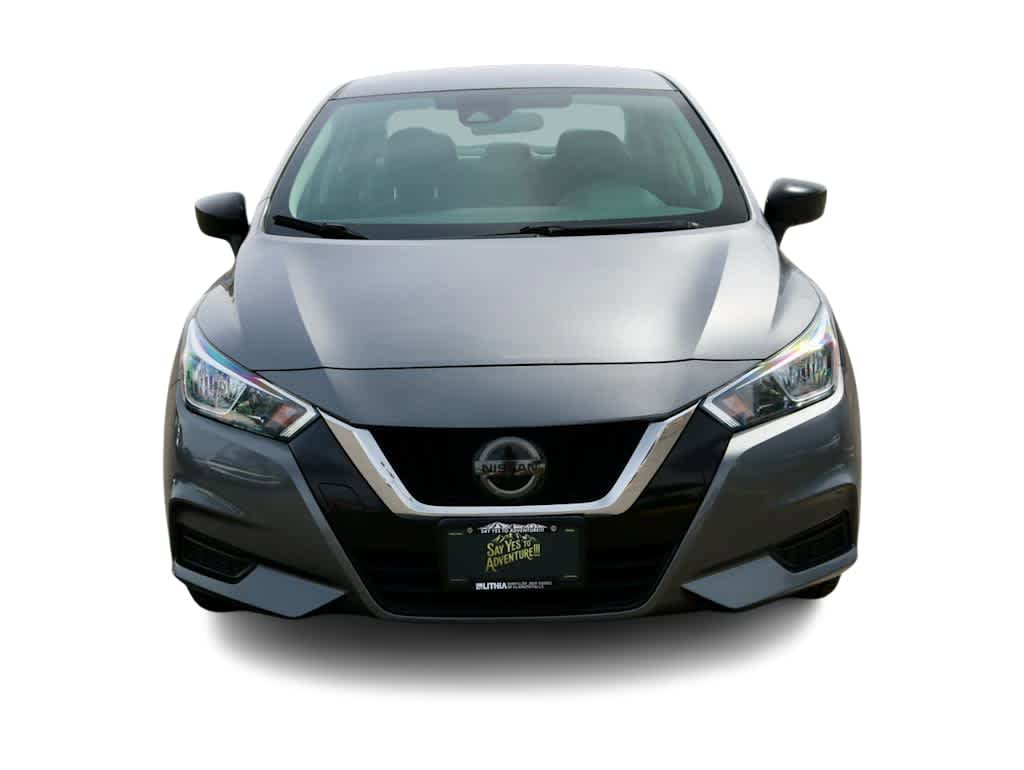 Used 2020 Nissan Versa S FWD image 2