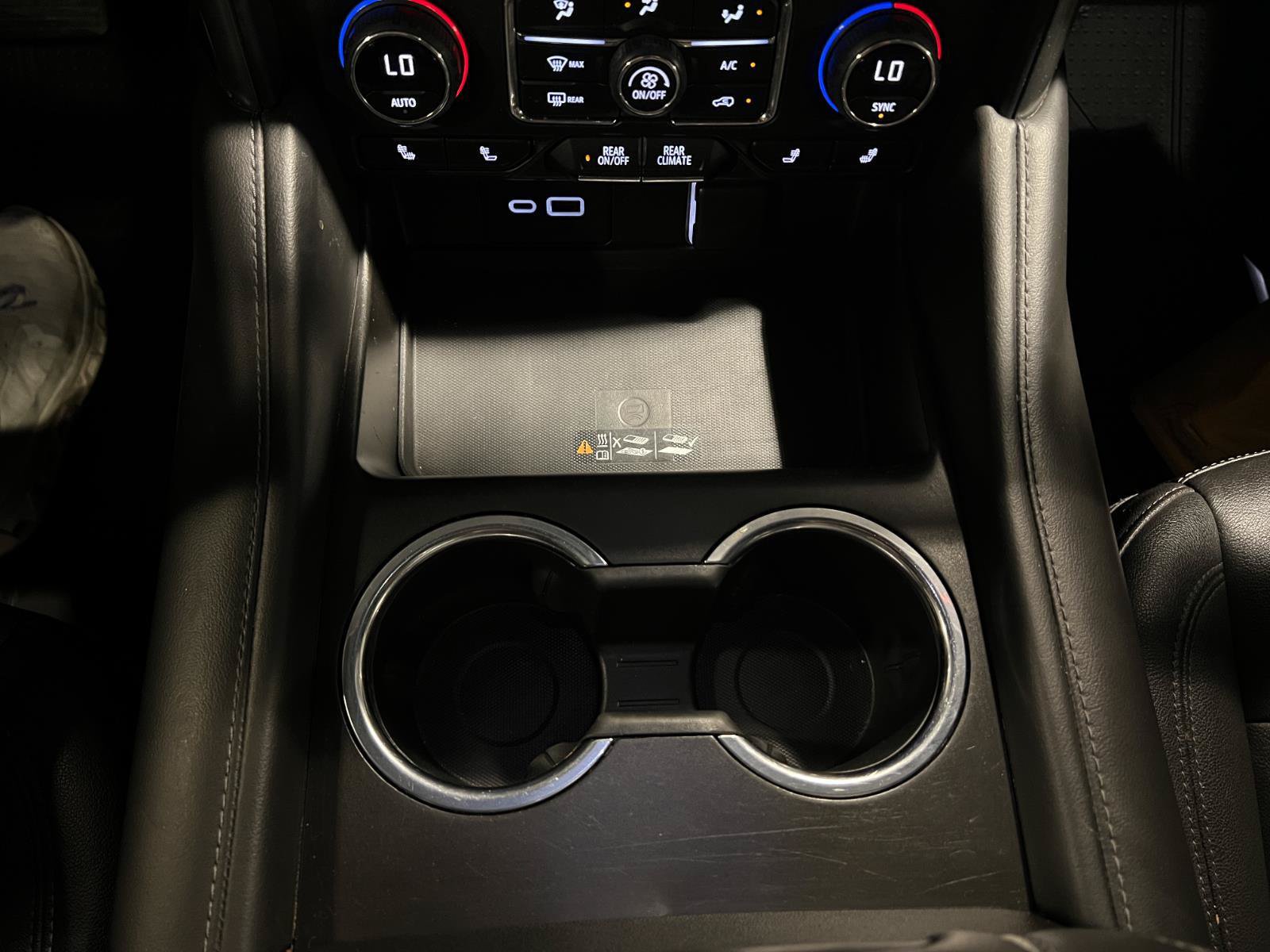 Used 2022 Chevrolet Tahoe Z71 AWD/4WD image 19