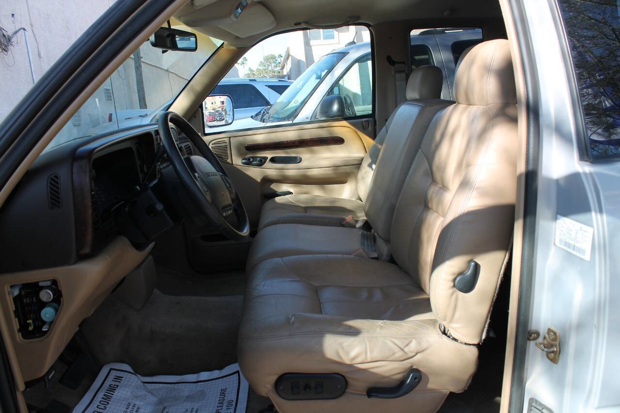Used 1997 Dodge Ram 2500 Truck 2WD Club Cab image 13