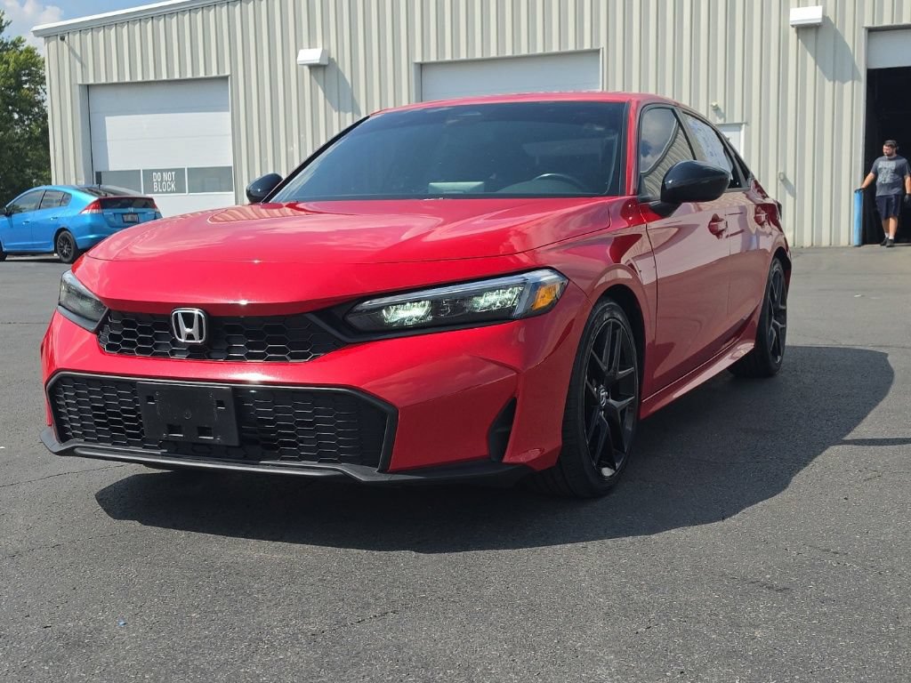 Used 2025 Honda Civic Sport image 3