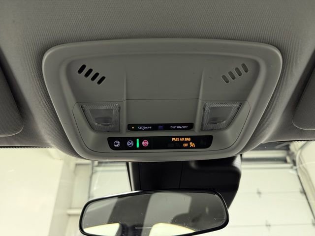 Used 2025 Chevrolet Malibu LT FWD image 20