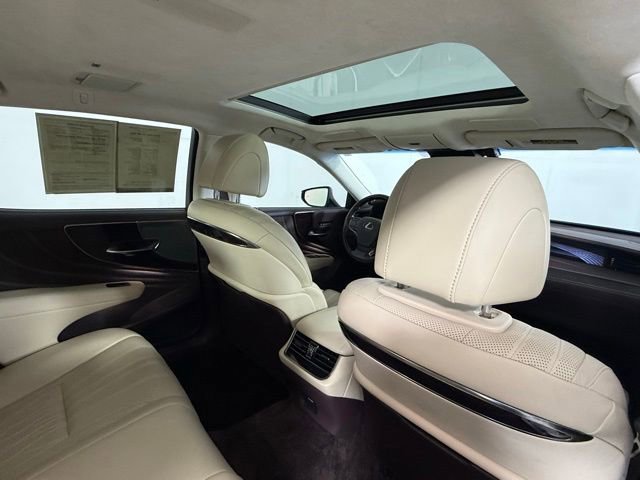 Used 2018 Lexus LS 500 w/ Interior Upgrade Package RWD image 31